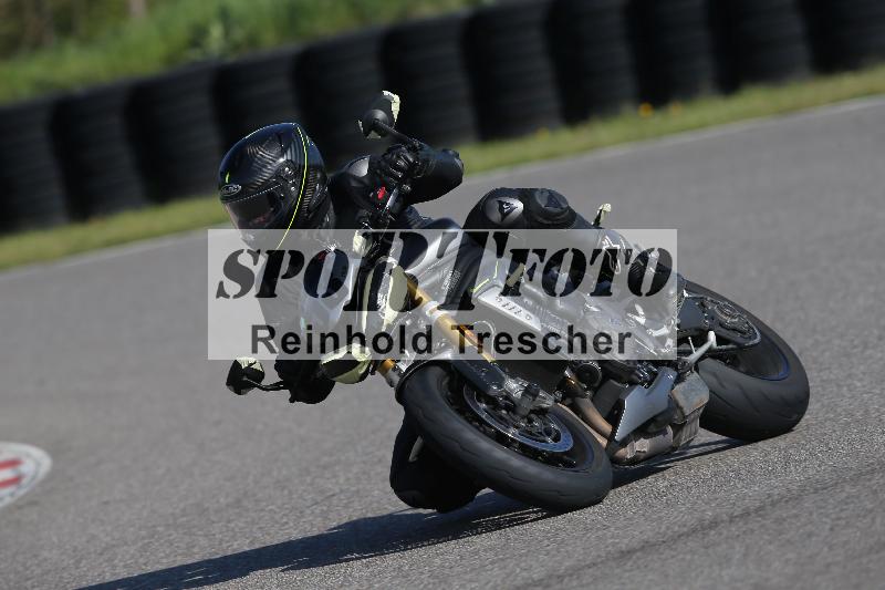 /Archiv-2023/10 21.04.2023 Discover the Bike ADR/Race 3 rot/53